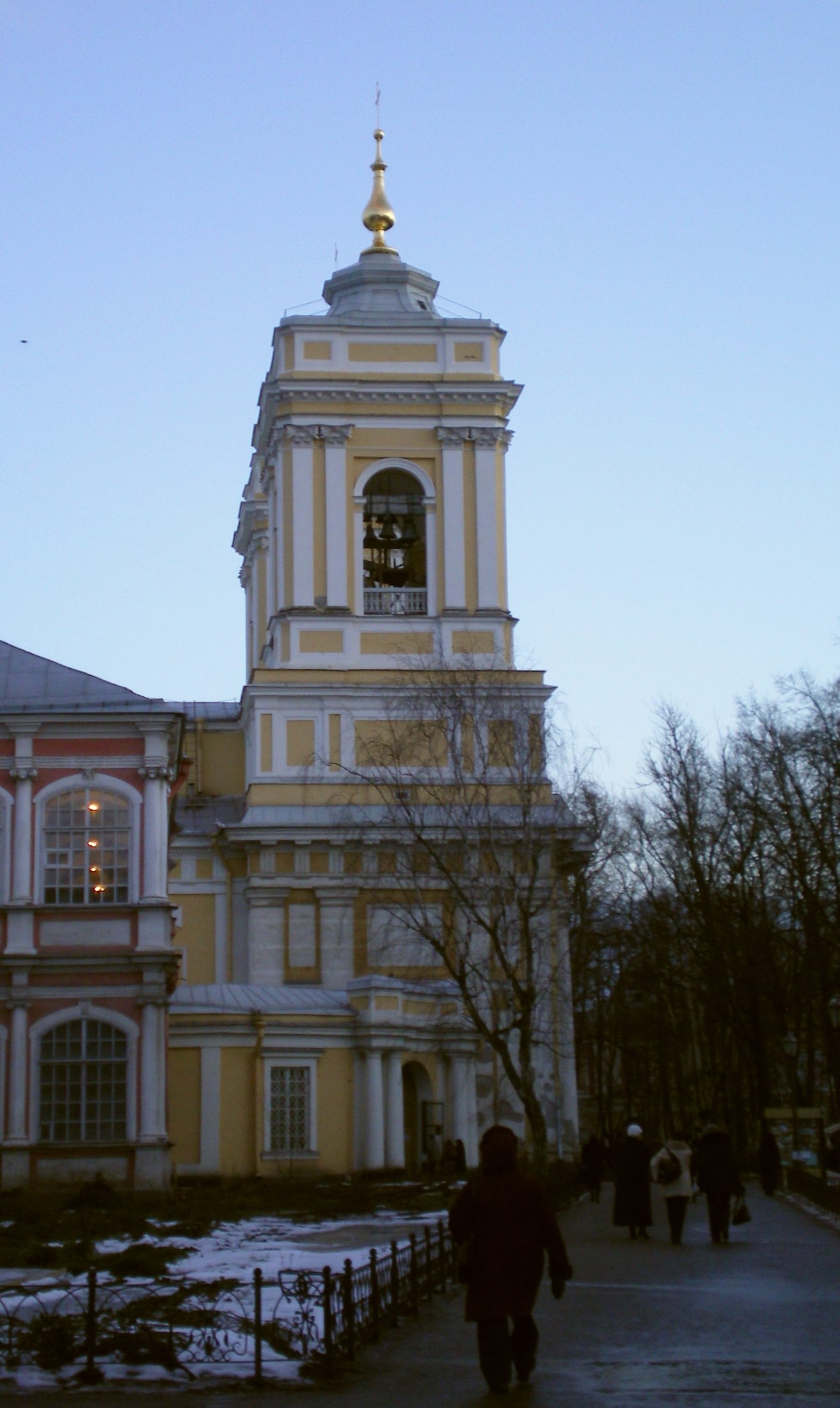 Колокольня Троицкого собора